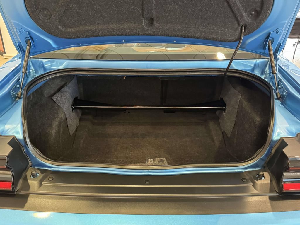 Used 2023 Dodge Challenger SRT Hellcat RWD image 30