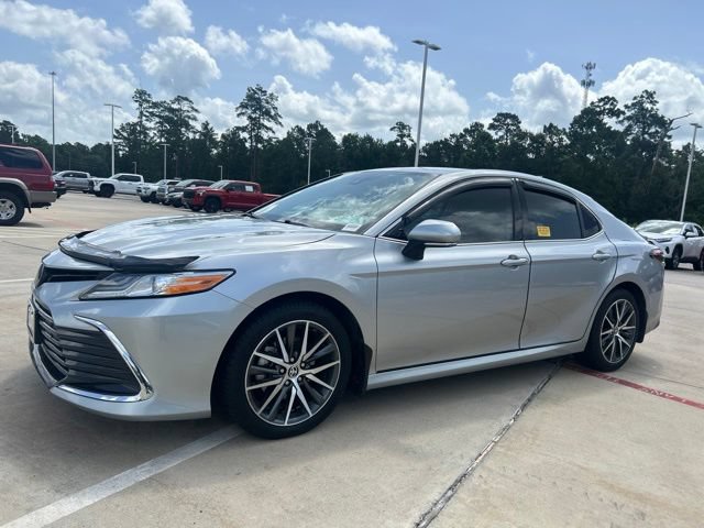 Certified 2023 Toyota Camry XLE w/ Cold Weather Package FWD image 5