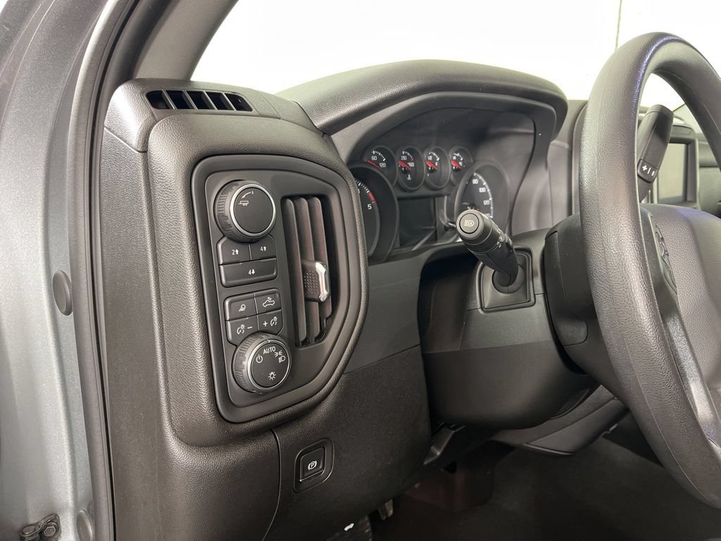 Certified 2026 Chevrolet Silverado 2500 Custom w/ Custom Value Package AWD/4WD image 24