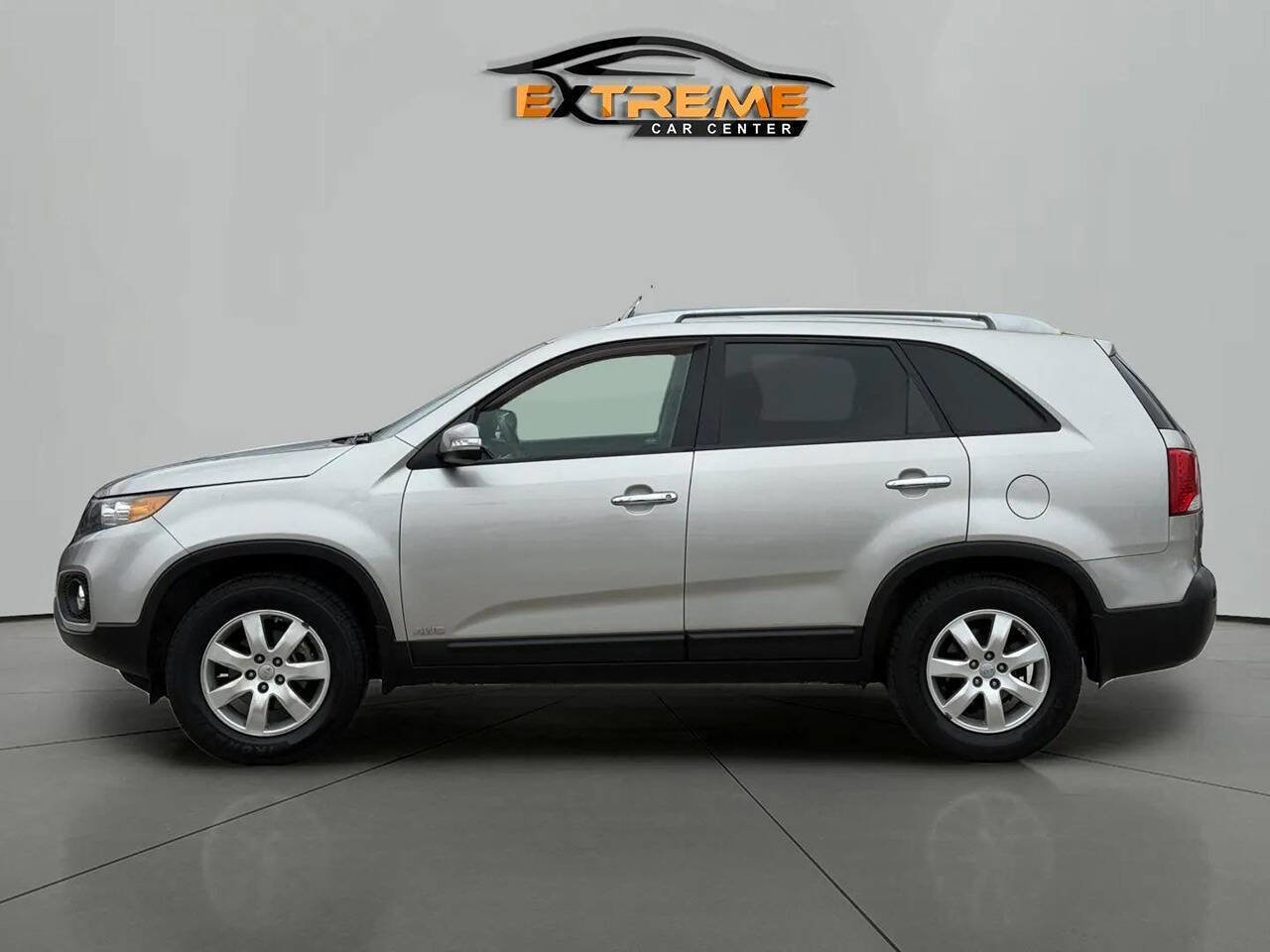 Used 2013 Kia Sorento LX w/ Convenience Pkg image 3