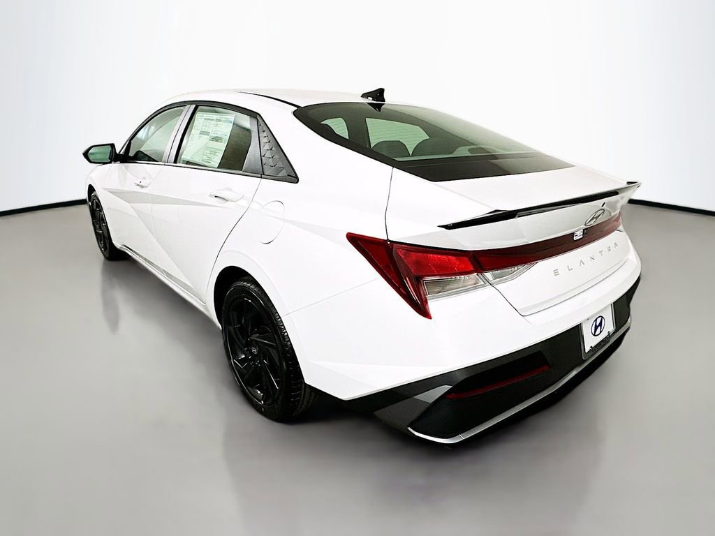 New 2026 Hyundai Elantra Sport image 7