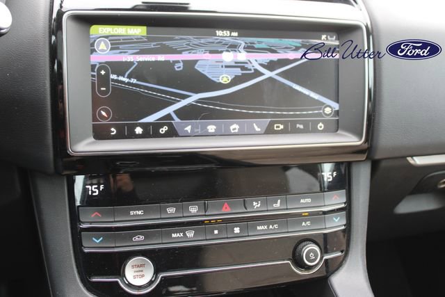 Used 2020 Jaguar F-PACE image 18