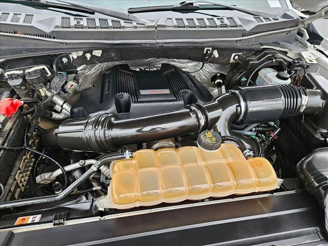 Used 2017 Ford F150 Raptor w/ Exterior Graphics Package image 22