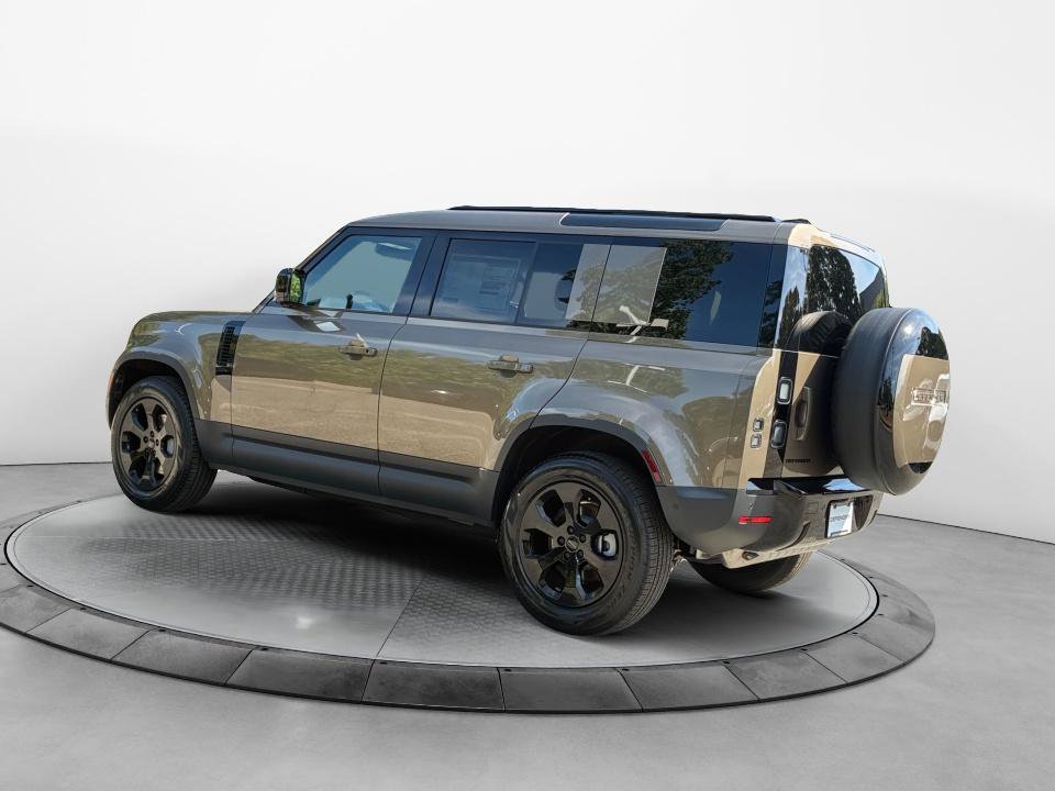 New 2026 Land Rover Defender 110 S AWD/4WD image 5