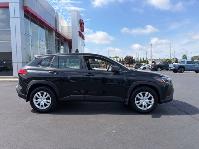Certified 2024 Toyota Corolla Cross L AWD/4WD image 8