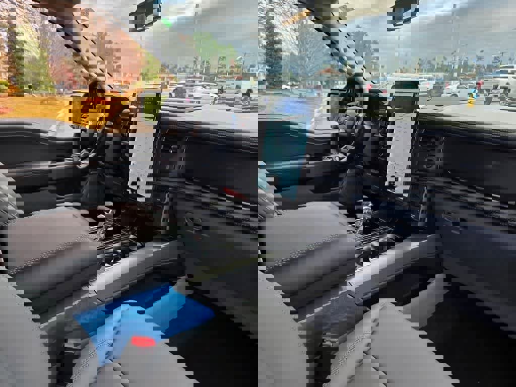 New 2025 Ford F150 Lightning Flash image 26