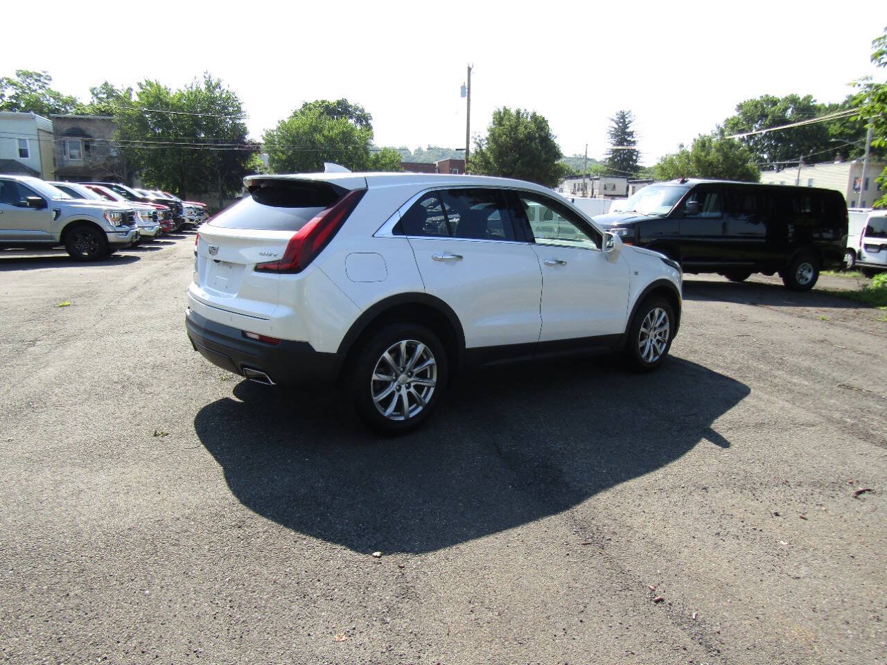 Used 2019 Cadillac XT4 Luxury AWD/4WD image 6