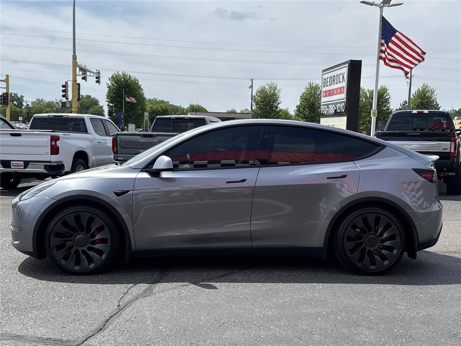 Used 2025 Tesla Model Y Performance AWD/4WD image 4