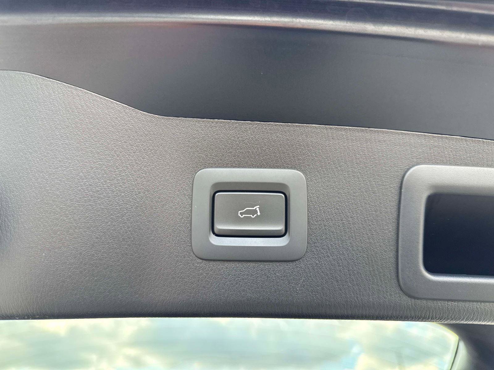 Used 2025 MAZDA CX-5 AWD 2.5 S w/ Preferred Package image 12