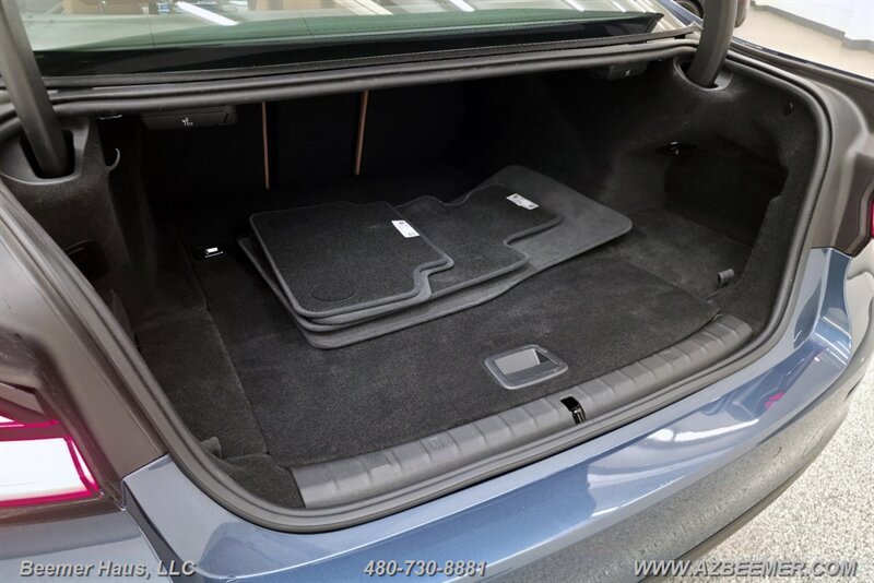 Used 2023 BMW 530e w/ Premium Package RWD image 26