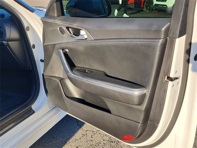 Used 2018 Kia Stinger GT image 16