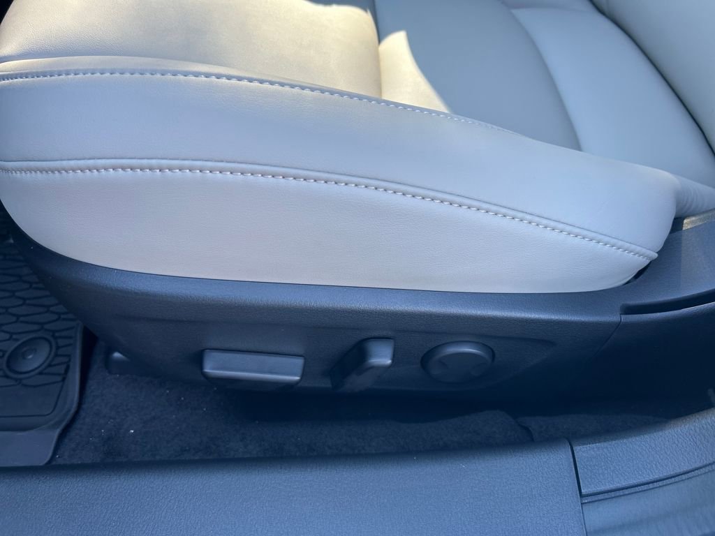 New 2026 MAZDA MAZDA3 2.5 S Sedan w/ Preferred Pkg image 15