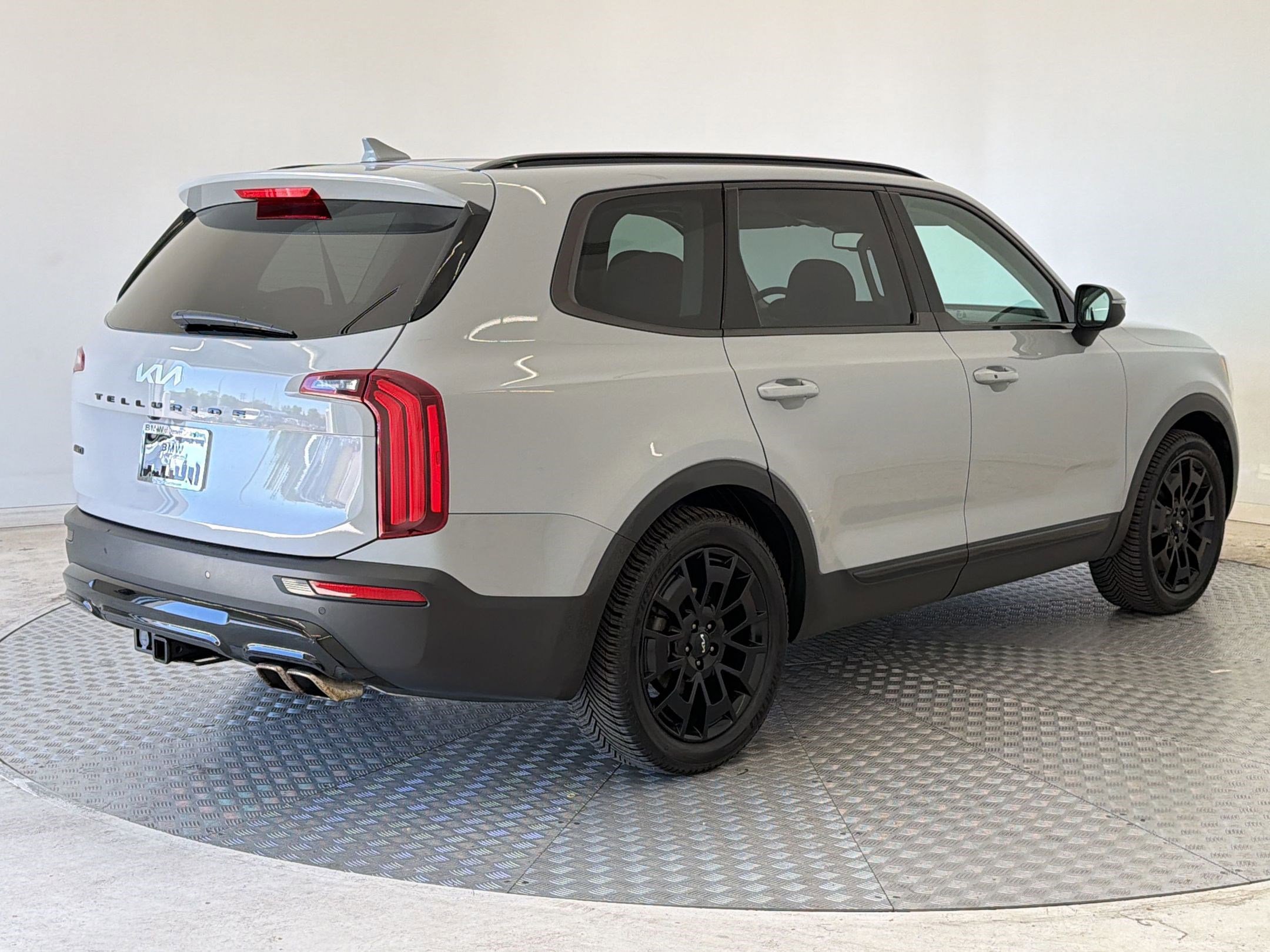 Used 2022 Kia Telluride EX w/ EX Premium Package image 9