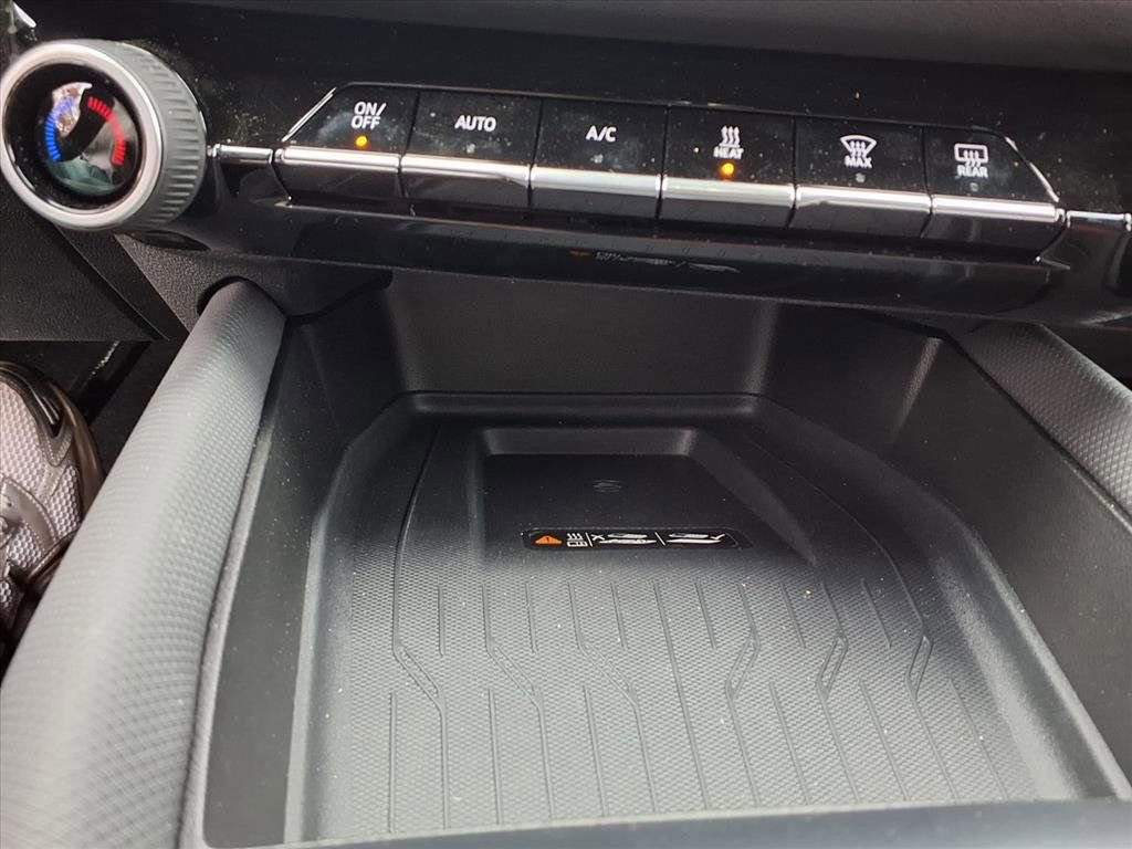 Used 2025 Chevrolet Equinox EV RS image 17