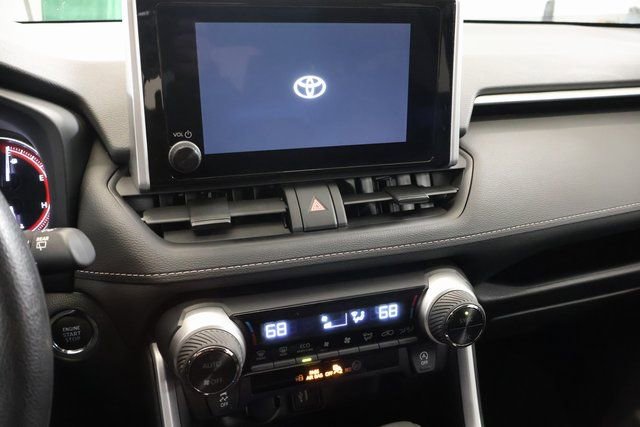 Used 2025 Toyota RAV4 XLE image 20
