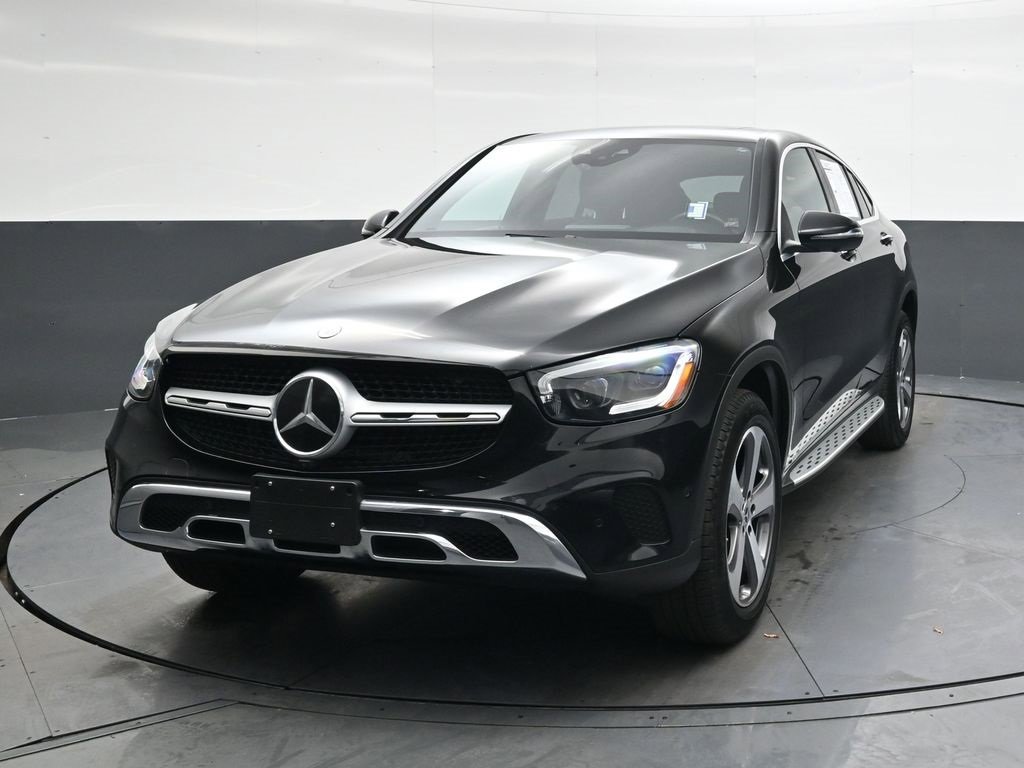 Used 2022 Mercedes-Benz GLC 300 4MATIC Coupe image 9