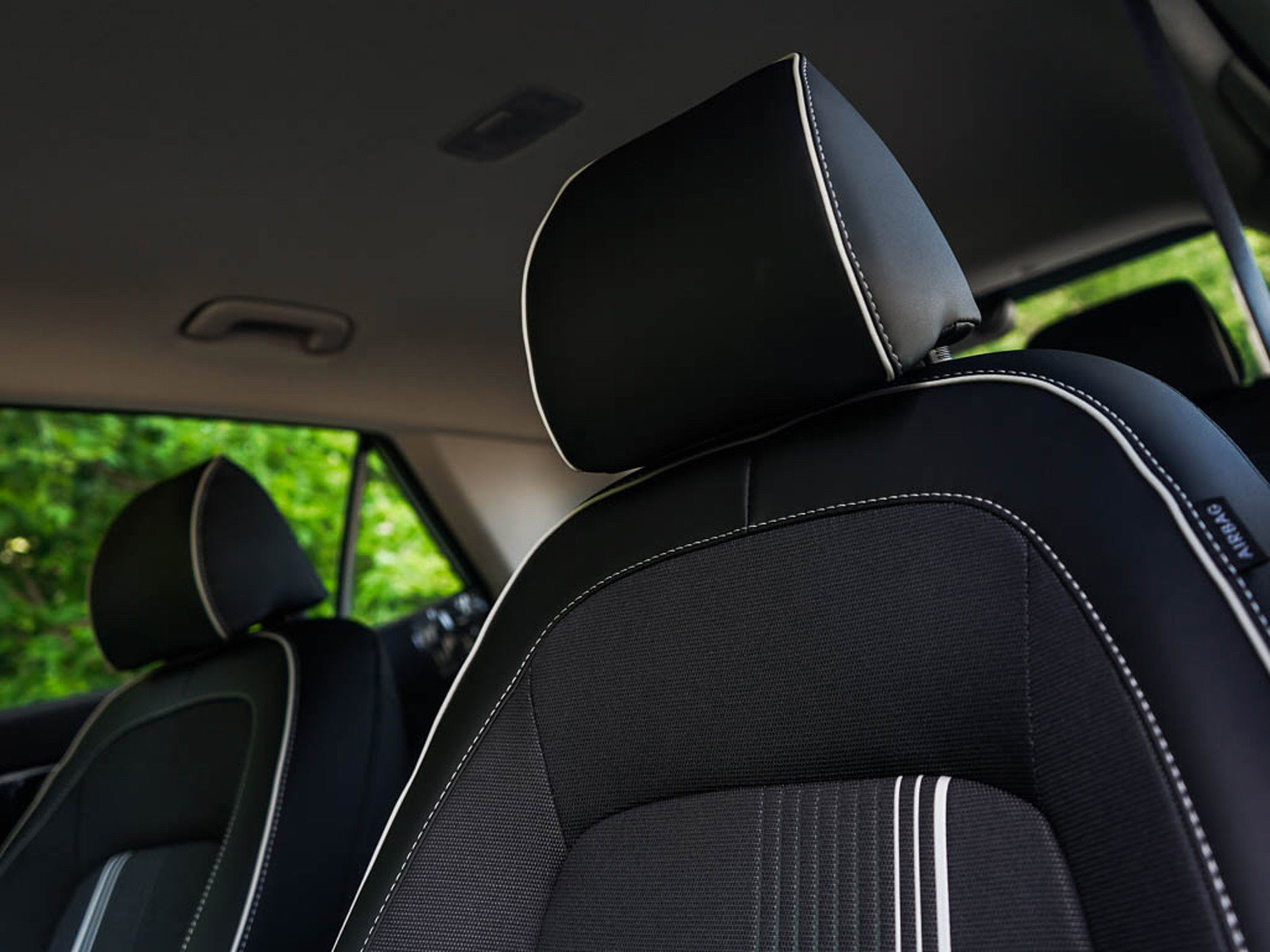 New 2025 Hyundai Venue Limited image 18