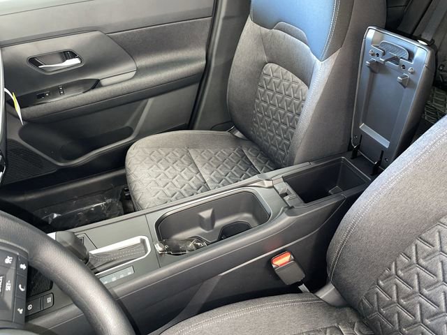 New 2026 Nissan Kicks SV w/ SV Premium Package image 22