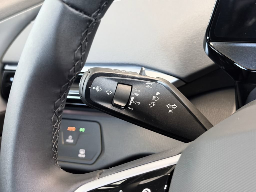 New 2026 Volkswagen ID.4 Pro RWD image 14
