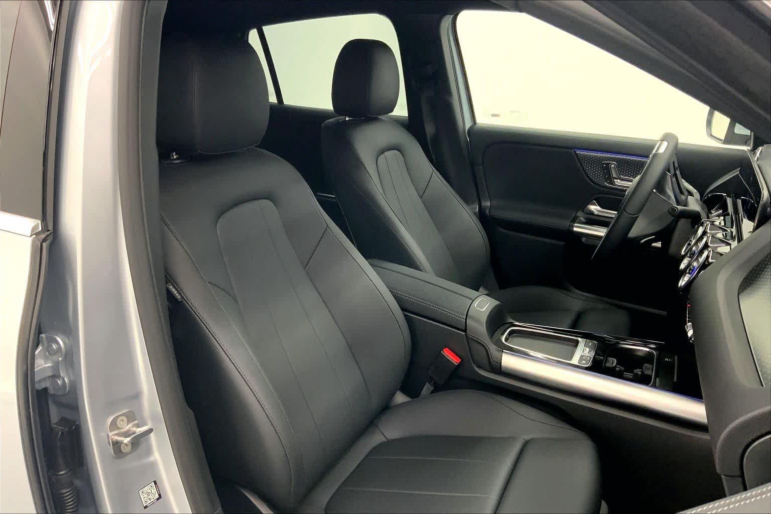 Used 2026 Mercedes-Benz GLA 250 image 2