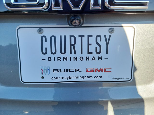 Used 2023 GMC Acadia SLT w/ Elevation Edition image 11