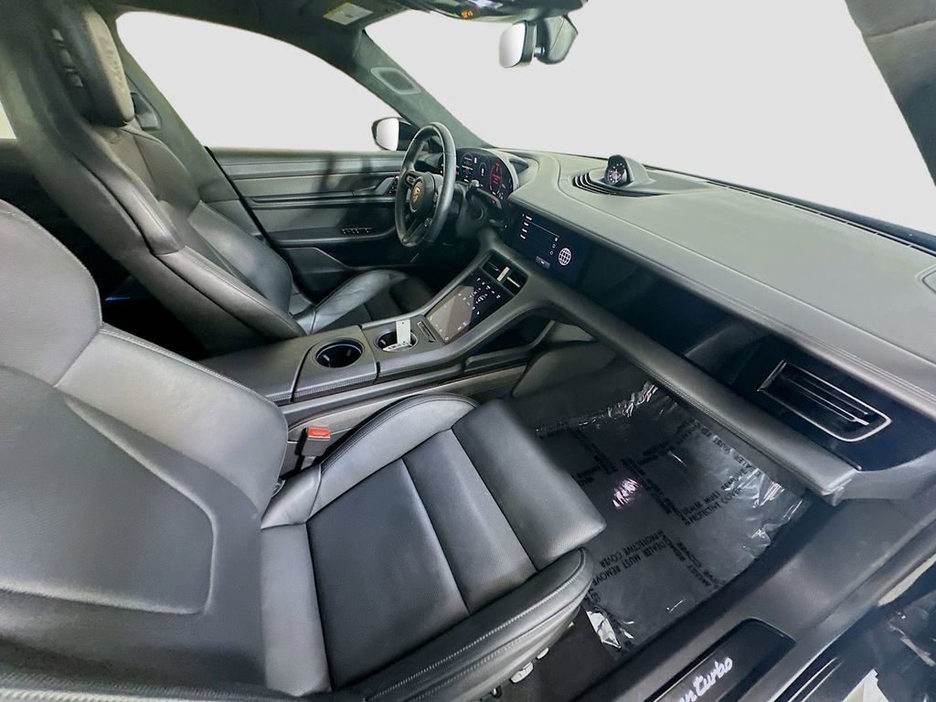 Certified 2020 Porsche Taycan Turbo image 29