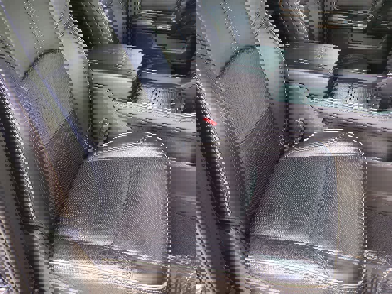 Used 2019 RAM 2500 Limited image 22