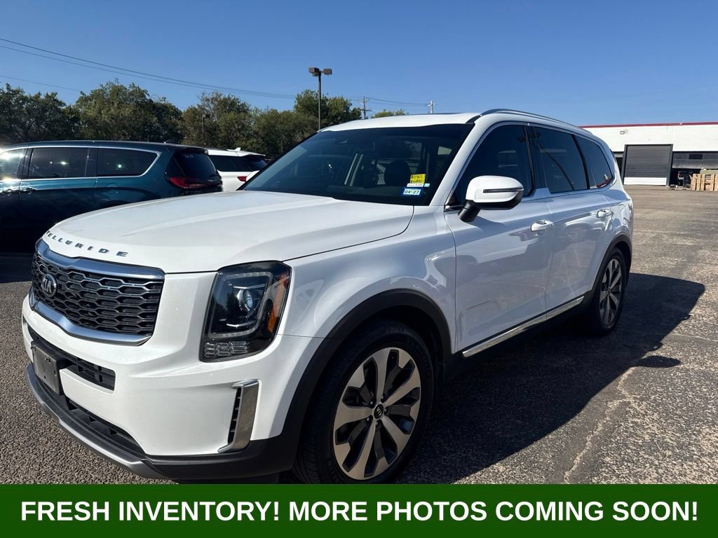 Used 2020 Kia Telluride EX w/ EX Premium Package FWD image 5
