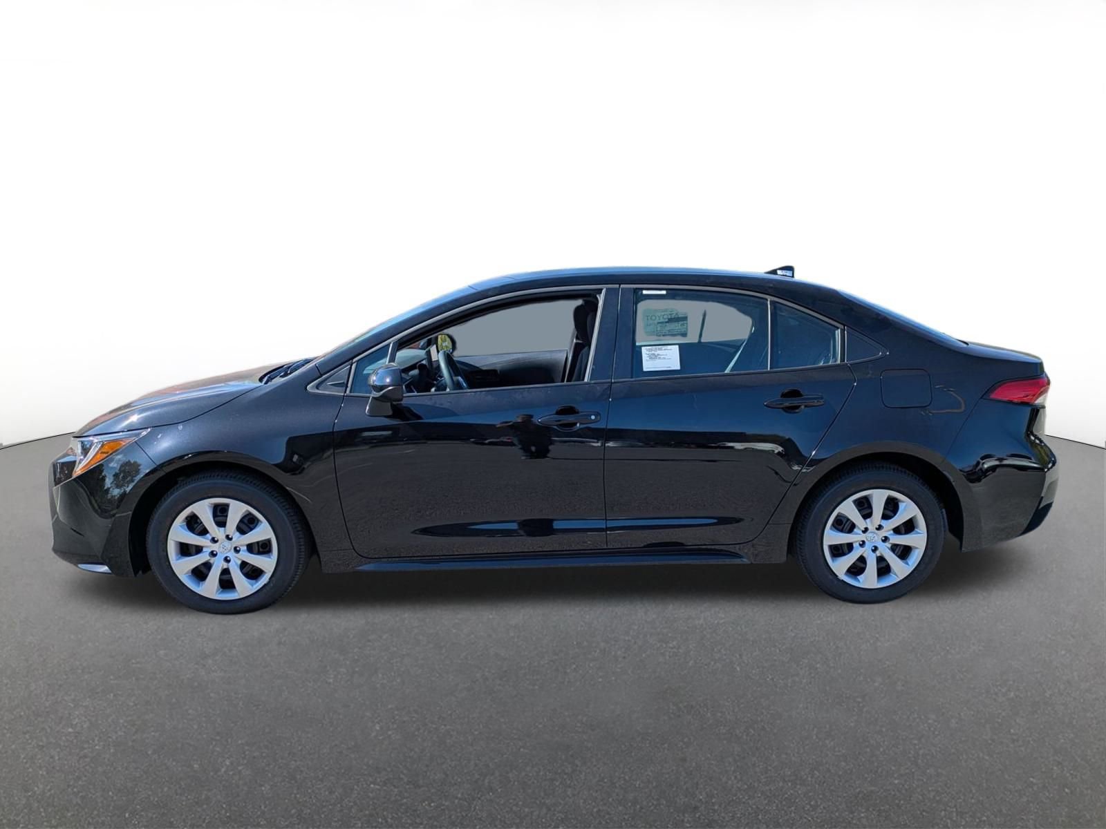 New 2025 Toyota Corolla LE image 2