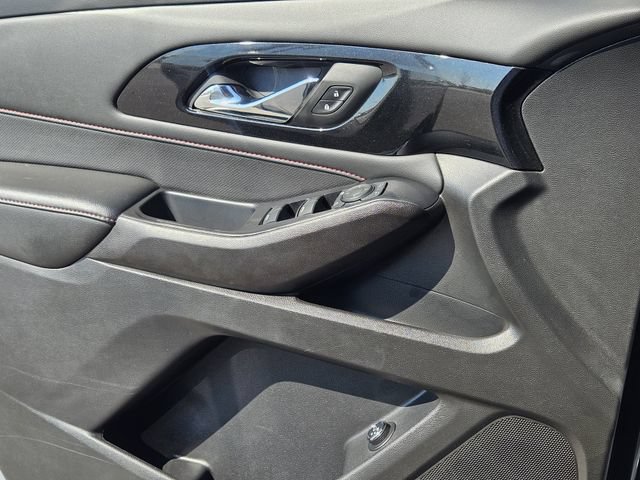 Used 2023 Chevrolet Traverse RS w/ LPO, Floor Liner Package AWD/4WD image 23
