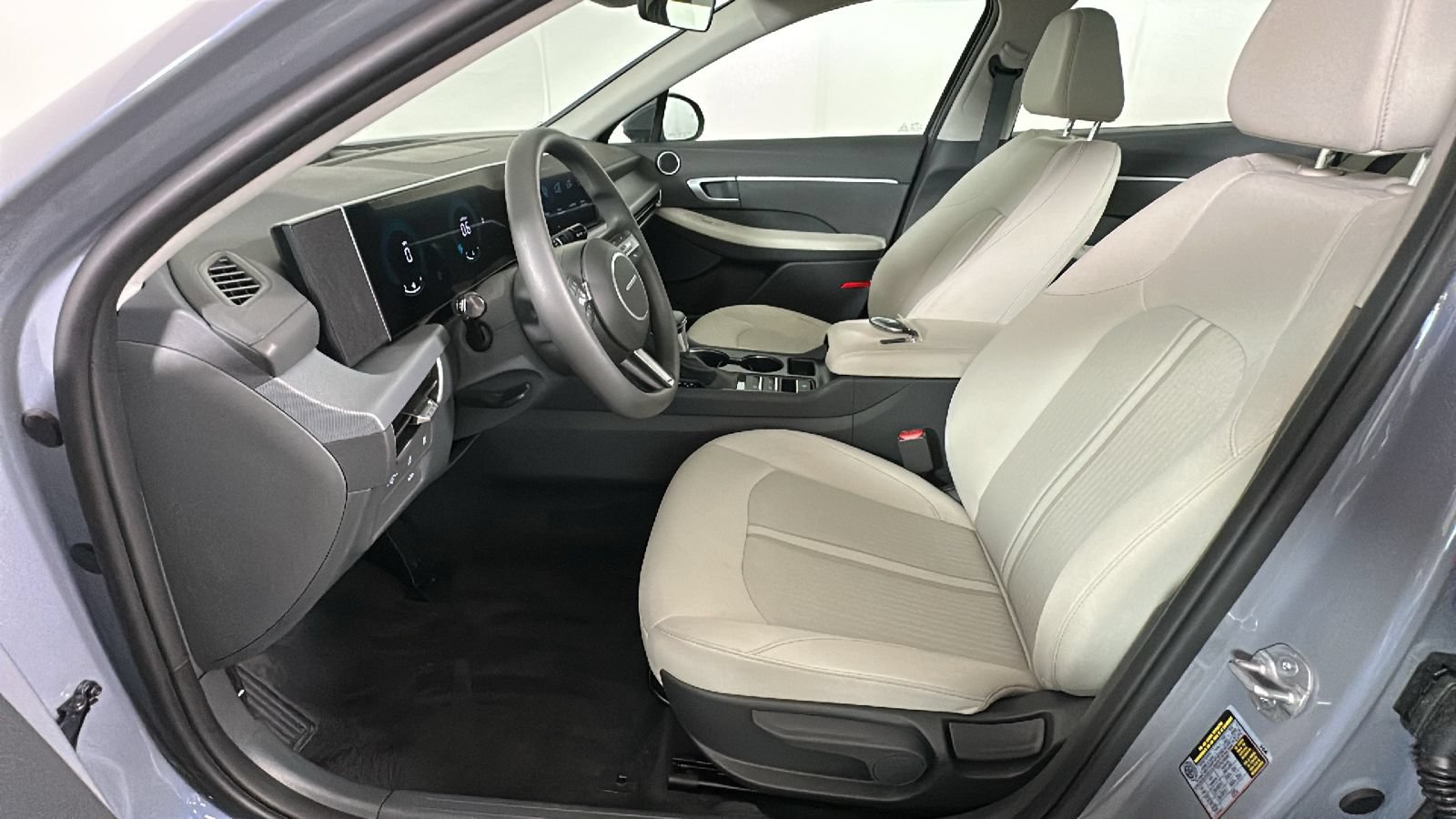 Certified 2026 Hyundai Sonata SE FWD image 13
