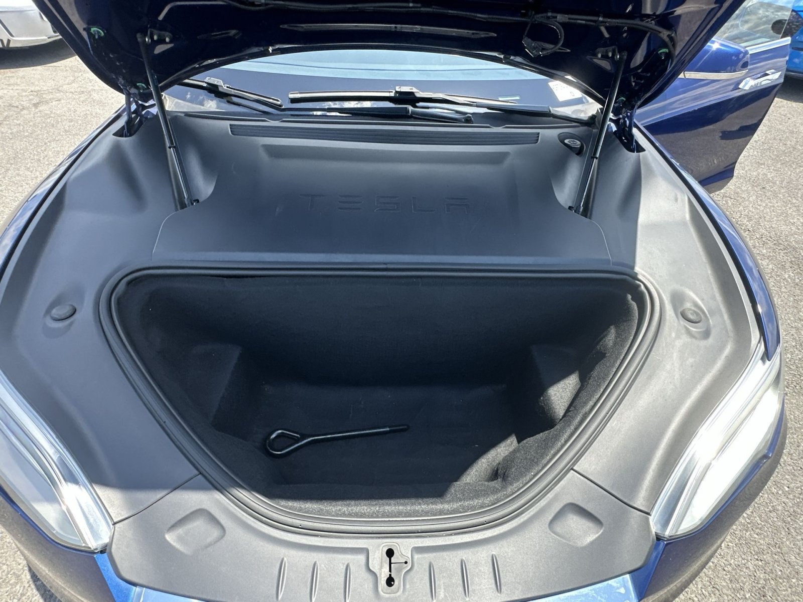 Used 2020 Tesla Model S Long Range AWD/4WD image 36