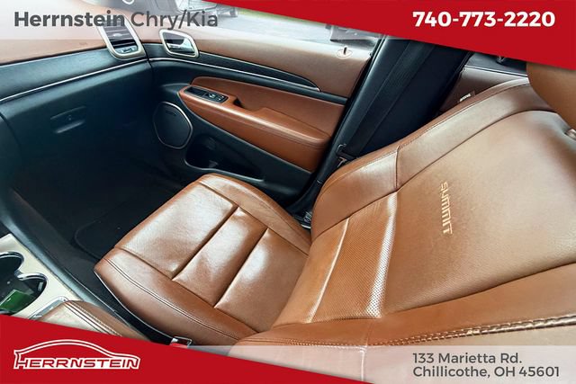 Used 2015 Jeep Grand Cherokee Summit w/ Platinum Series Group AWD/4WD image 12