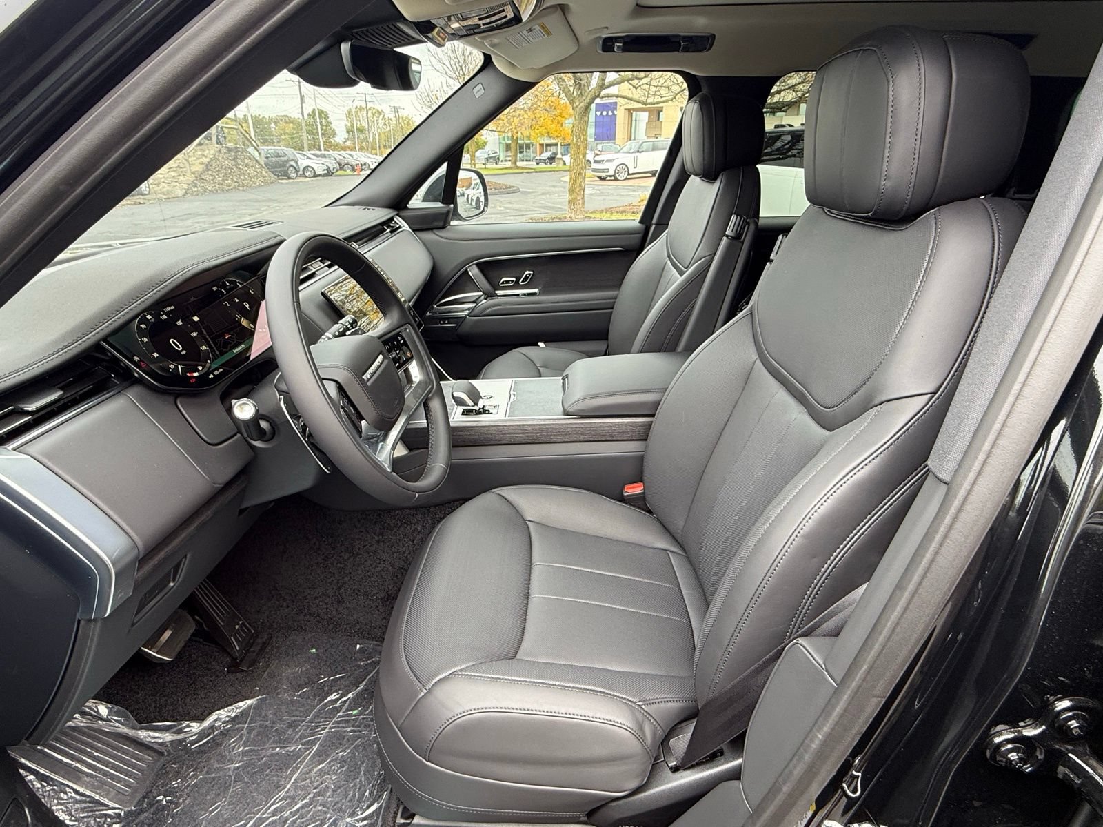 New 2025 Land Rover Range Rover SE AWD/4WD image 15