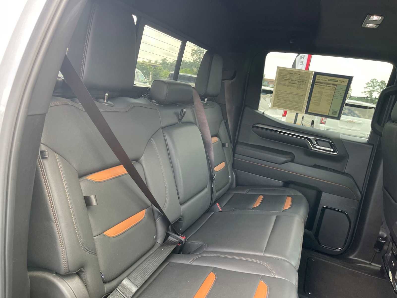 Used 2024 GMC Sierra 1500 AT4 w/ Technology Package AWD/4WD image 23