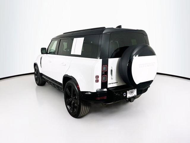 New 2026 Land Rover Defender 110 X-Dynamic SE image 7