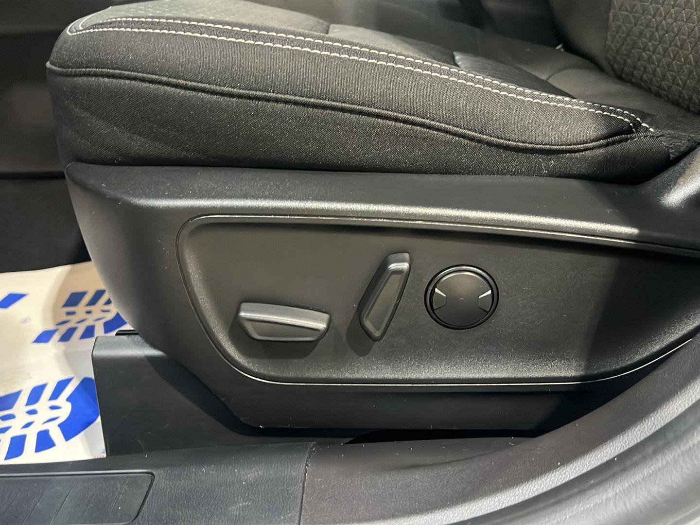 Used 2023 Ford Escape Active image 23