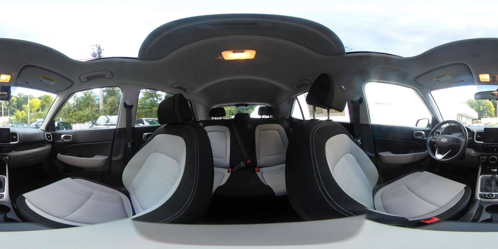 Used 2026 Hyundai Venue SEL FWD image 41