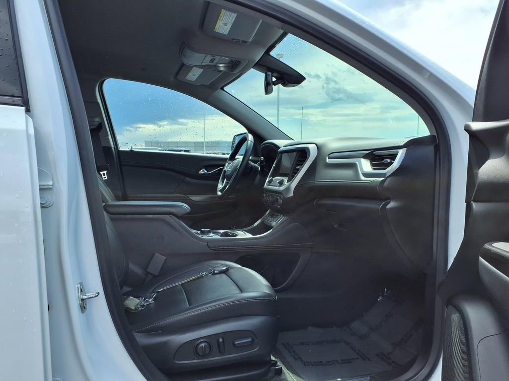 Used 2023 GMC Acadia SLT w/ Elevation Edition FWD image 28
