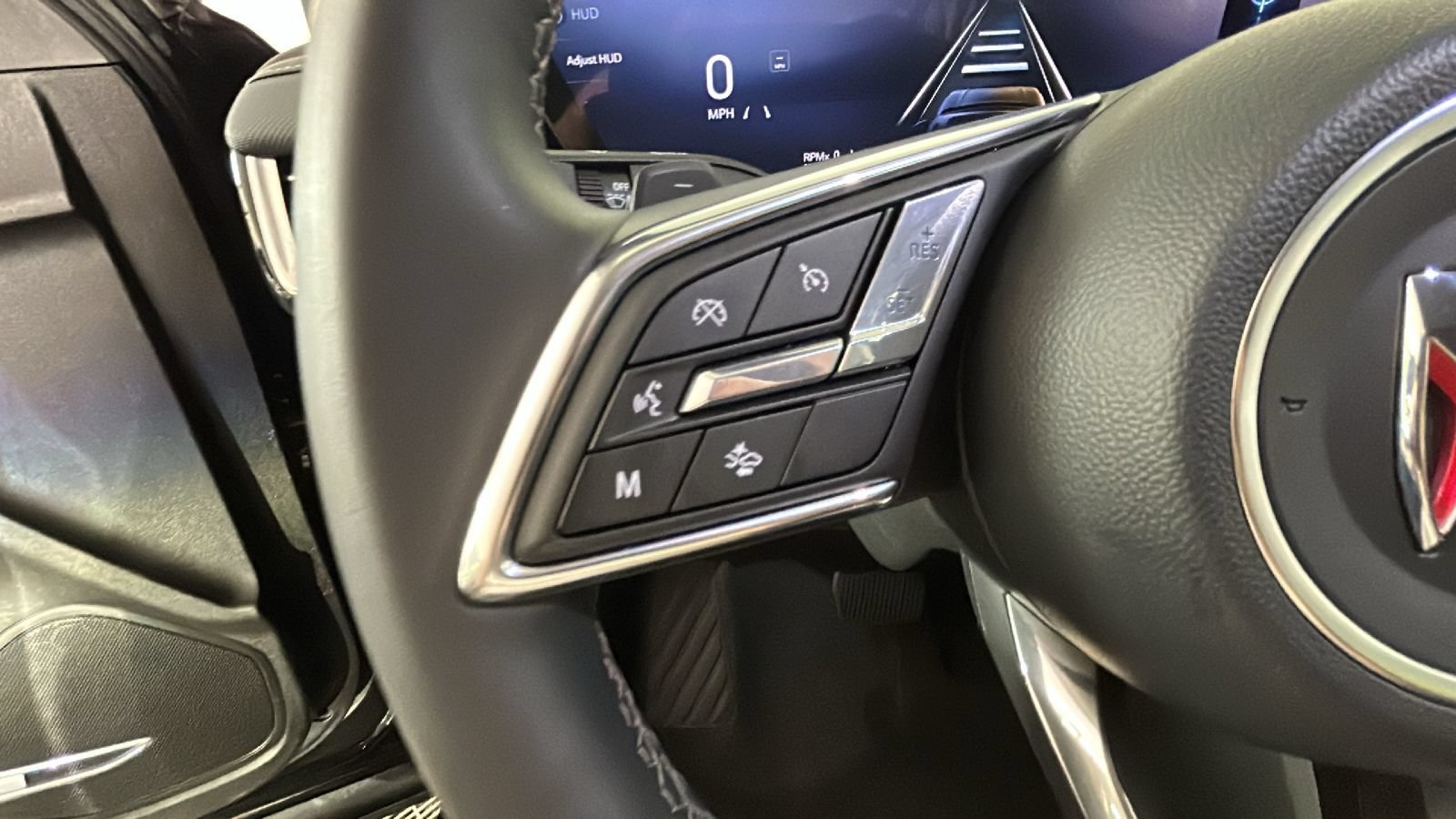 Used 2025 Buick Envision Preferred AWD/4WD image 18
