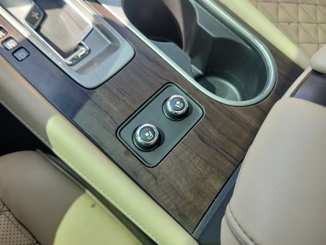 Used 2020 Nissan Murano Platinum FWD image 34
