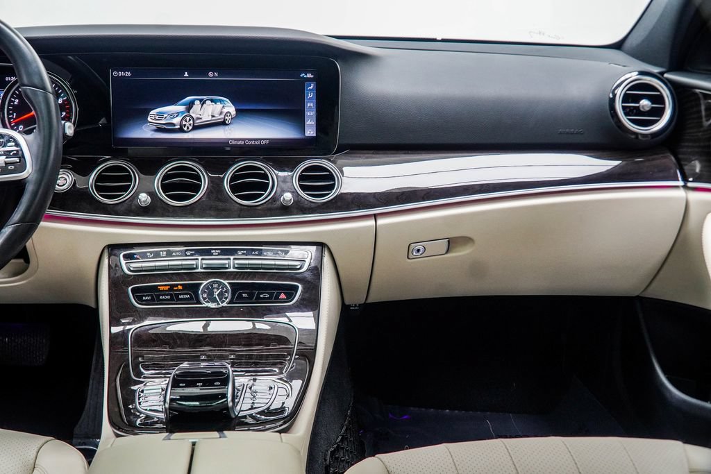 Used 2019 Mercedes-Benz E 450 4MATIC Wagon image 23