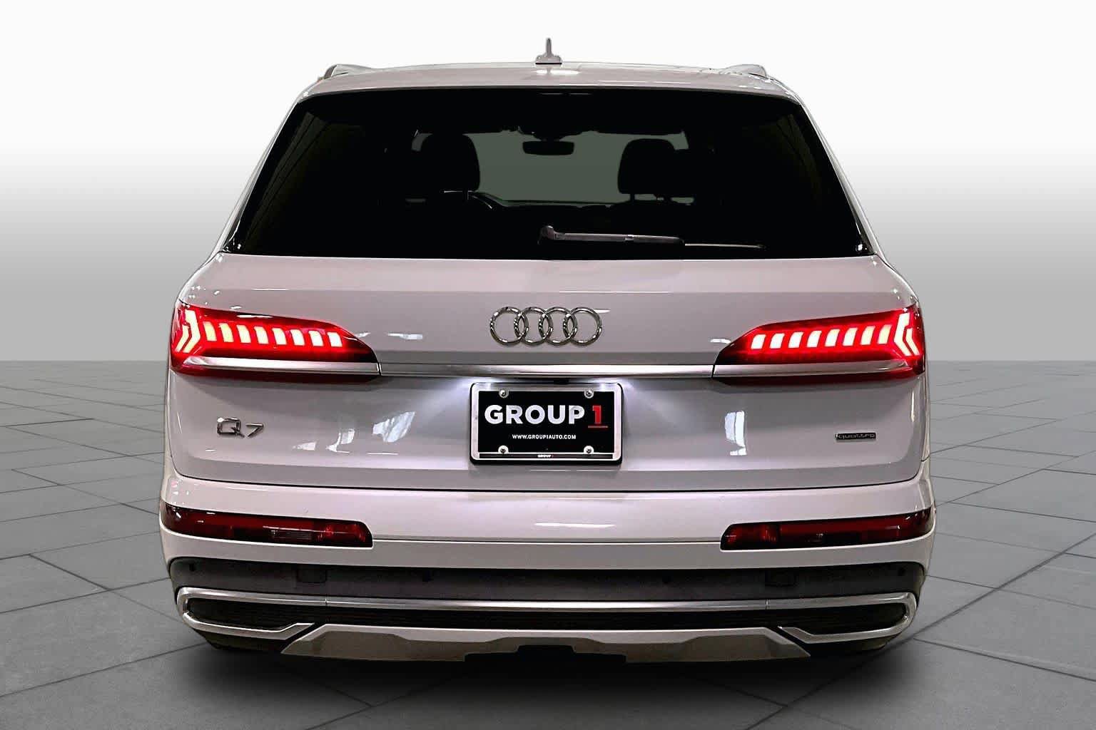 Used 2021 Audi Q7 3.0T Premium Plus w/ Premium Plus Package AWD/4WD image 5