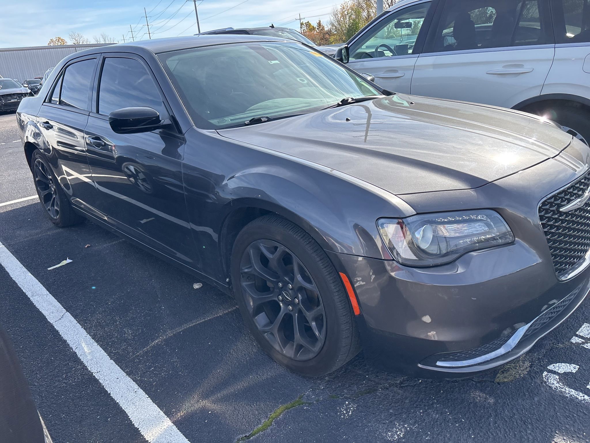 Used 2019 Chrysler 300 Touring w/ Sport Appearance Package image 3