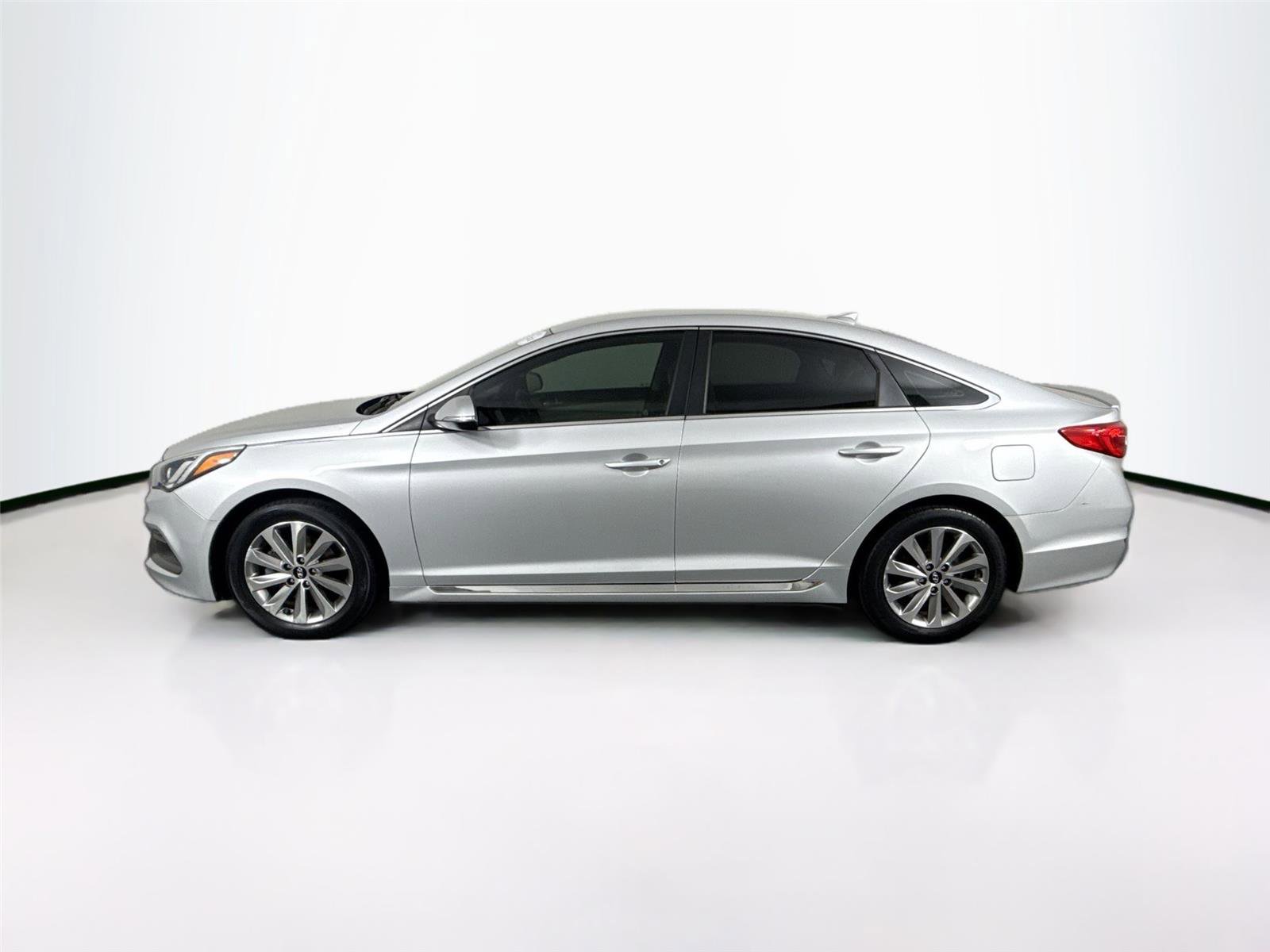 Used 2017 Hyundai Sonata Sport FWD image 12