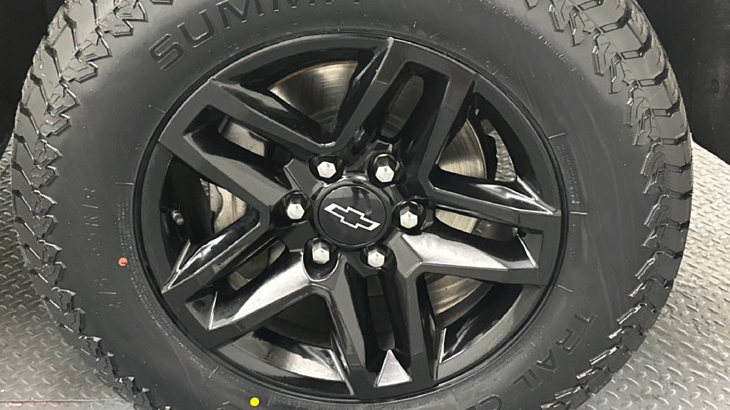 Used 2022 Chevrolet Silverado 1500 LT Trail Boss w/ LT Trail Boss Premium Package AWD/4WD image 21