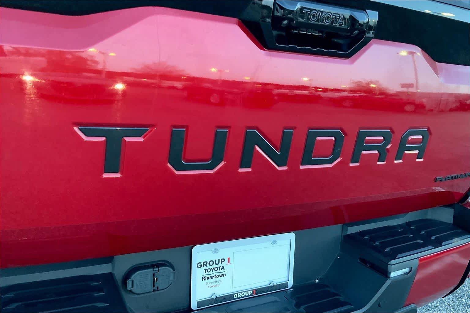 Used 2022 Toyota Tundra Platinum w/ Advanced Package image 10