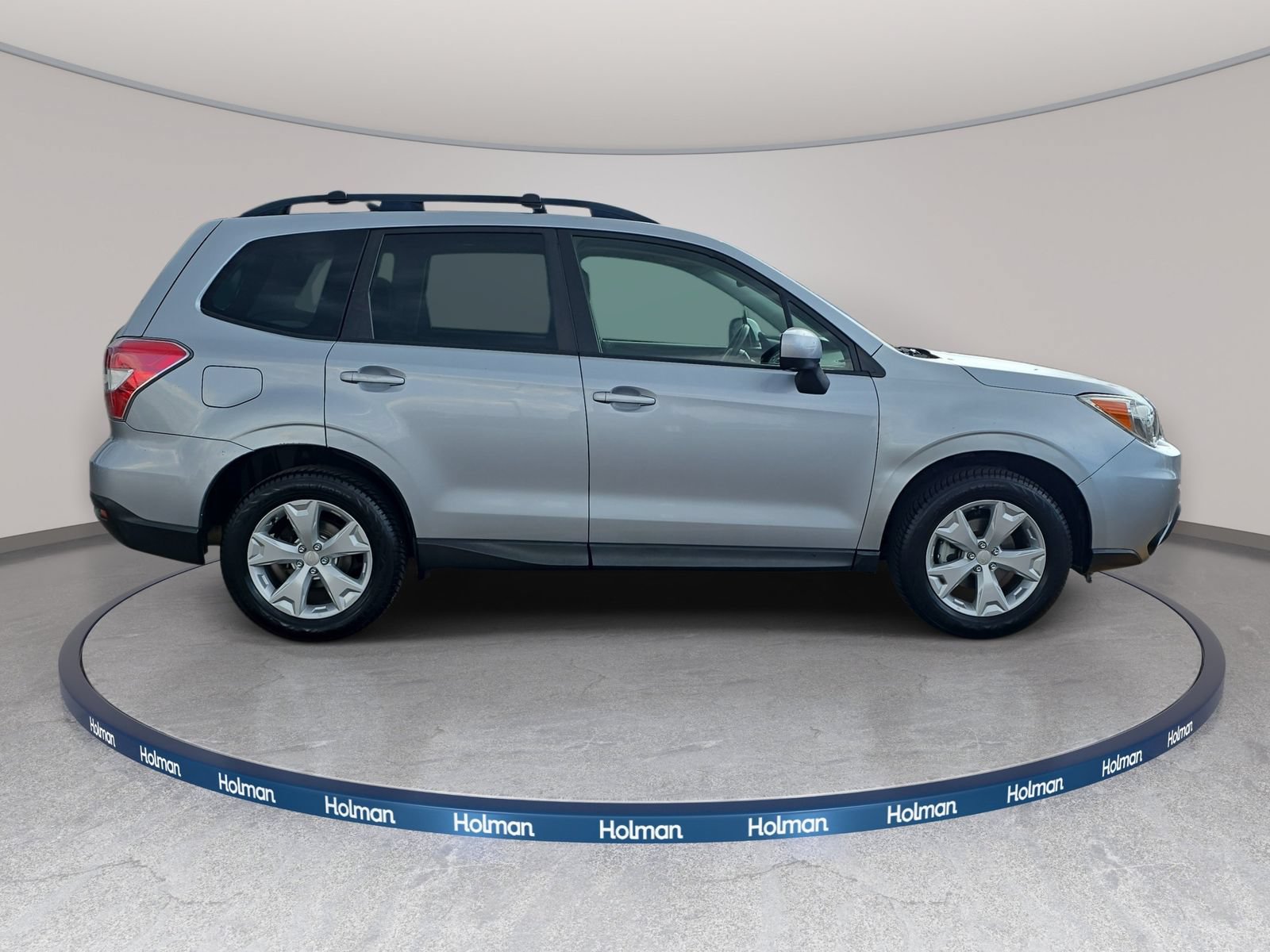 Used 2016 Subaru Forester 2.5i Premium w/ All-Weather Package AWD/4WD image 5