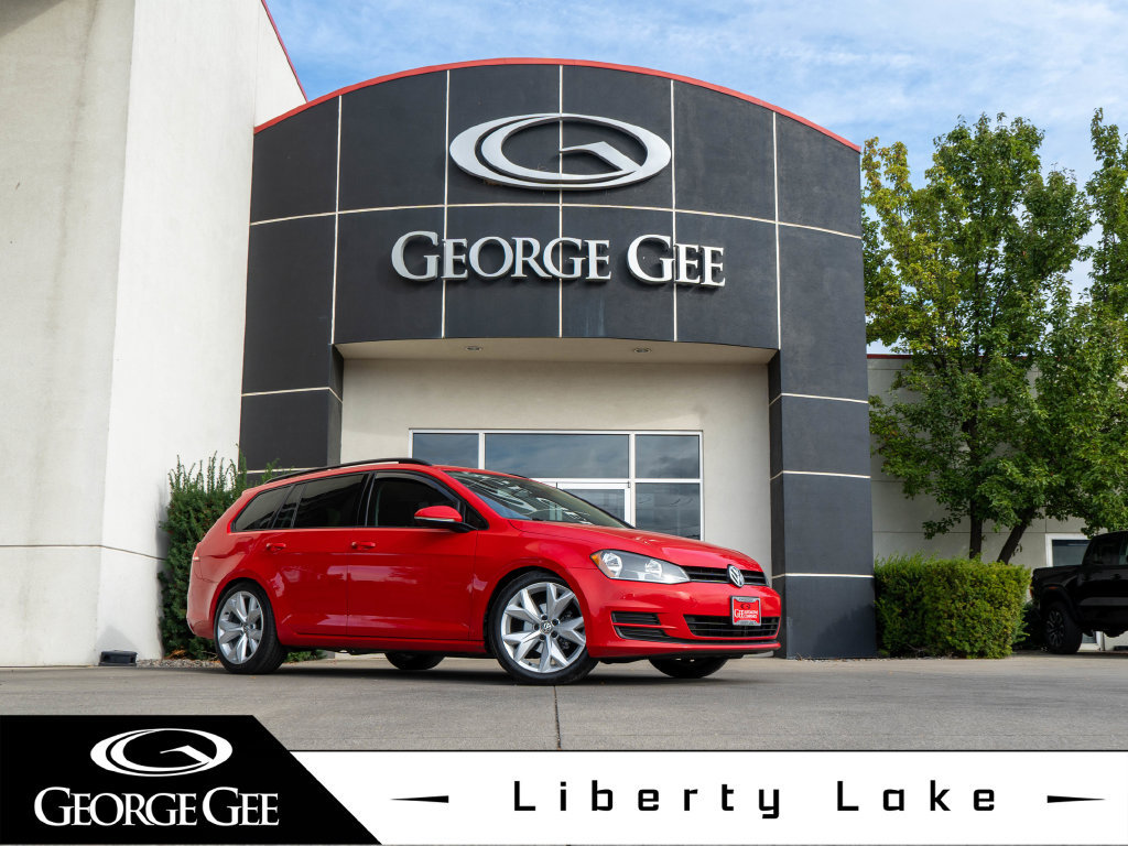 Used 2016 Volkswagen Golf S FWD image 1