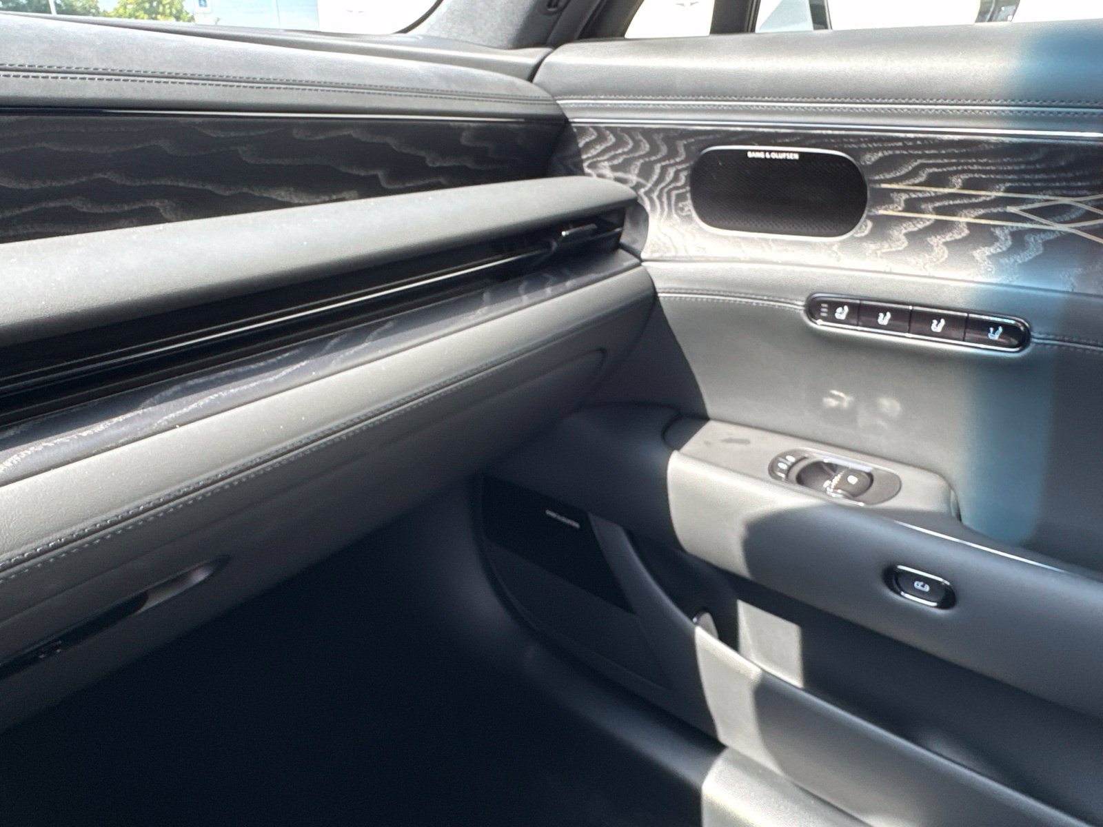 New 2026 Genesis G90 3.5T Prestige AWD/4WD image 29